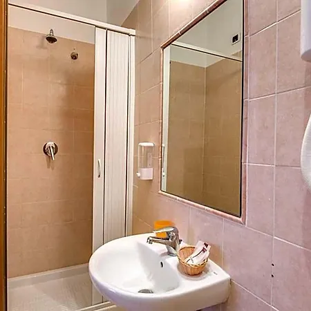 Giovy 3* Roma